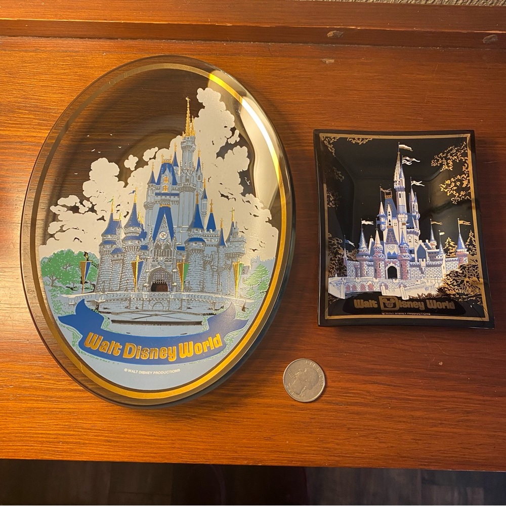Walt Disney World Set Of Two Souvenir Trinket Trays